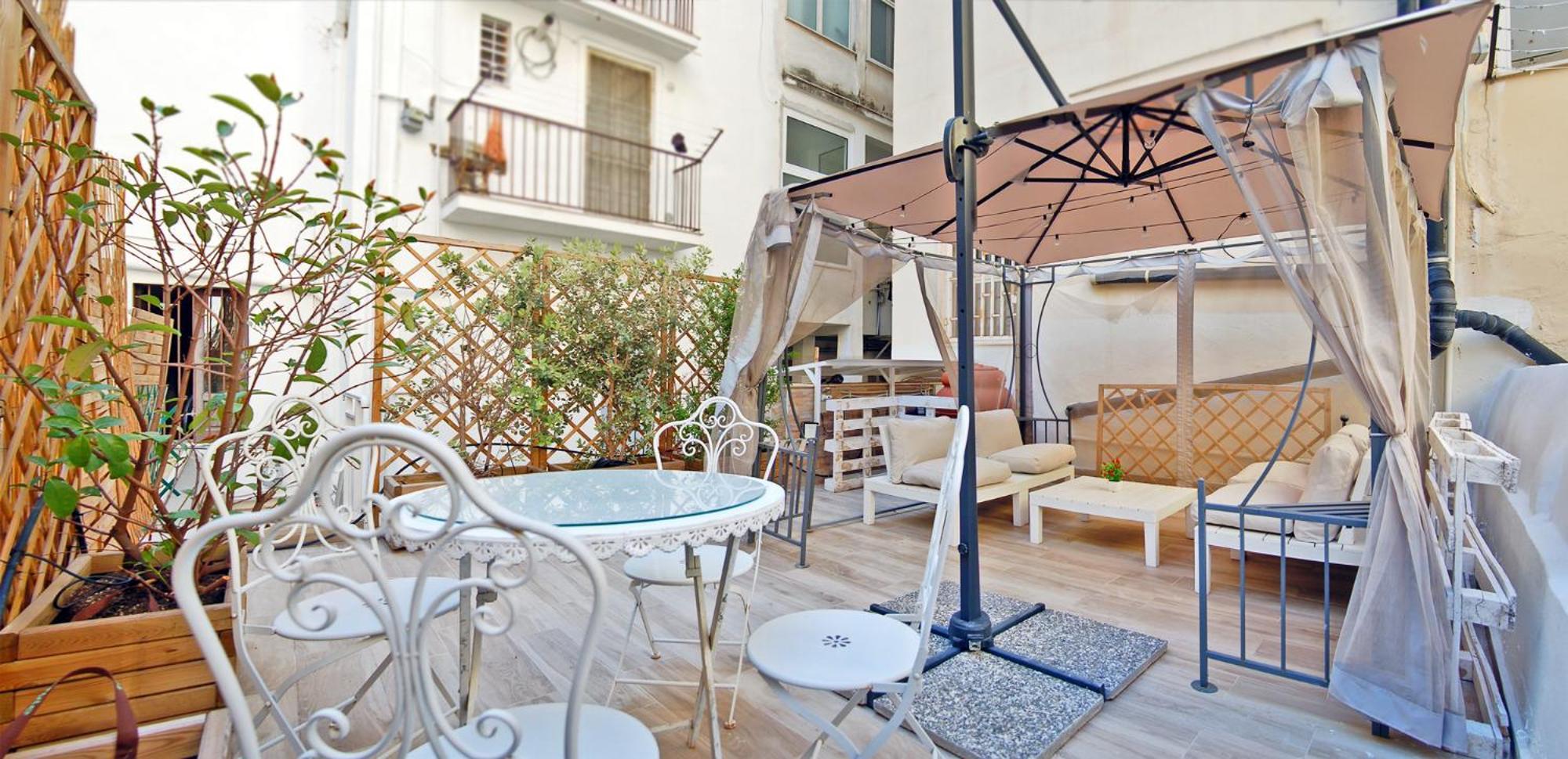 La Casa Del Melo Hotel Bari Exterior photo